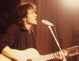 Victor Tsoi on stage